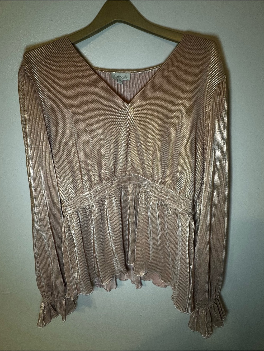 Chelsea & Violet Rose Gold Pleated V-Neck Women’s Top XL